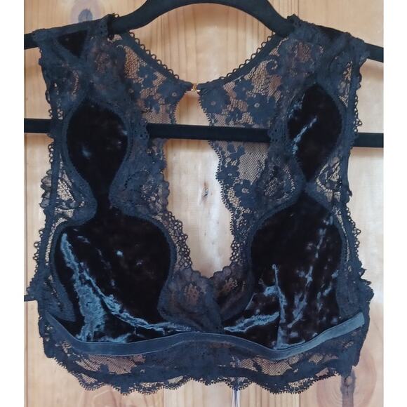 Victoria's Secret Dream Angels Black Velvet Lace Bralette Women's Small Gothic - Picture 3 of 12